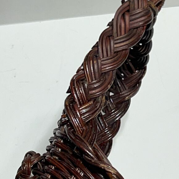 wicker rattan cornucopia wall pocket hang basket horn of plenty rustic woven - Picture 2 of 16